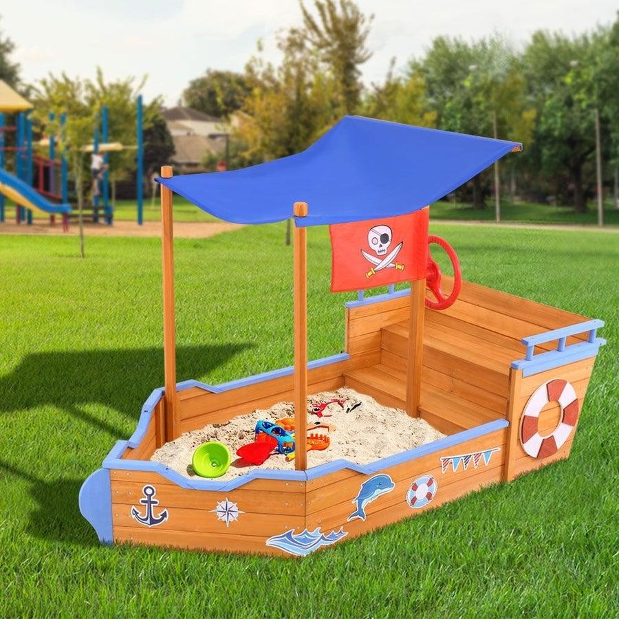 PLAYGROUND EQUIPMENT & SANDPITS